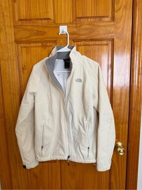 The North Face Women's Cream Zip-Front Lightweight Jacket